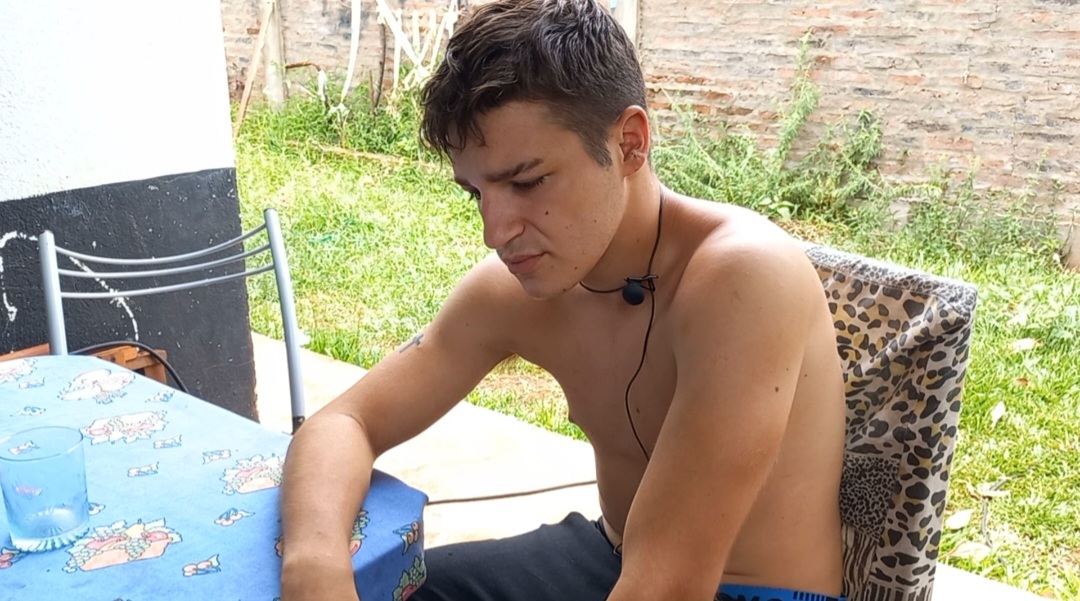 Image default